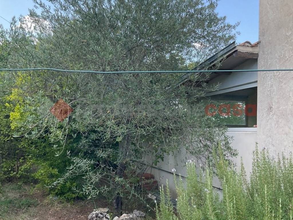 Casa indipendente a Rieti in Via Ville, 22 - Foto 2