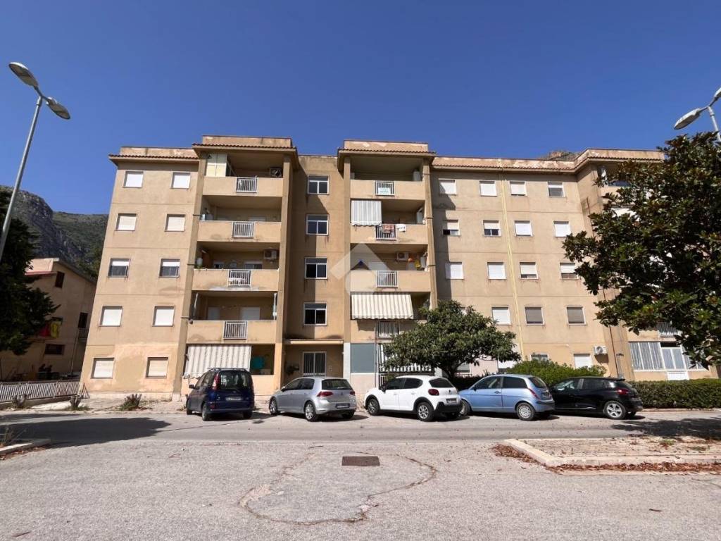 Appartamento a Castellammare del golfo in Piazzale Rovigo, 3 - Foto 2