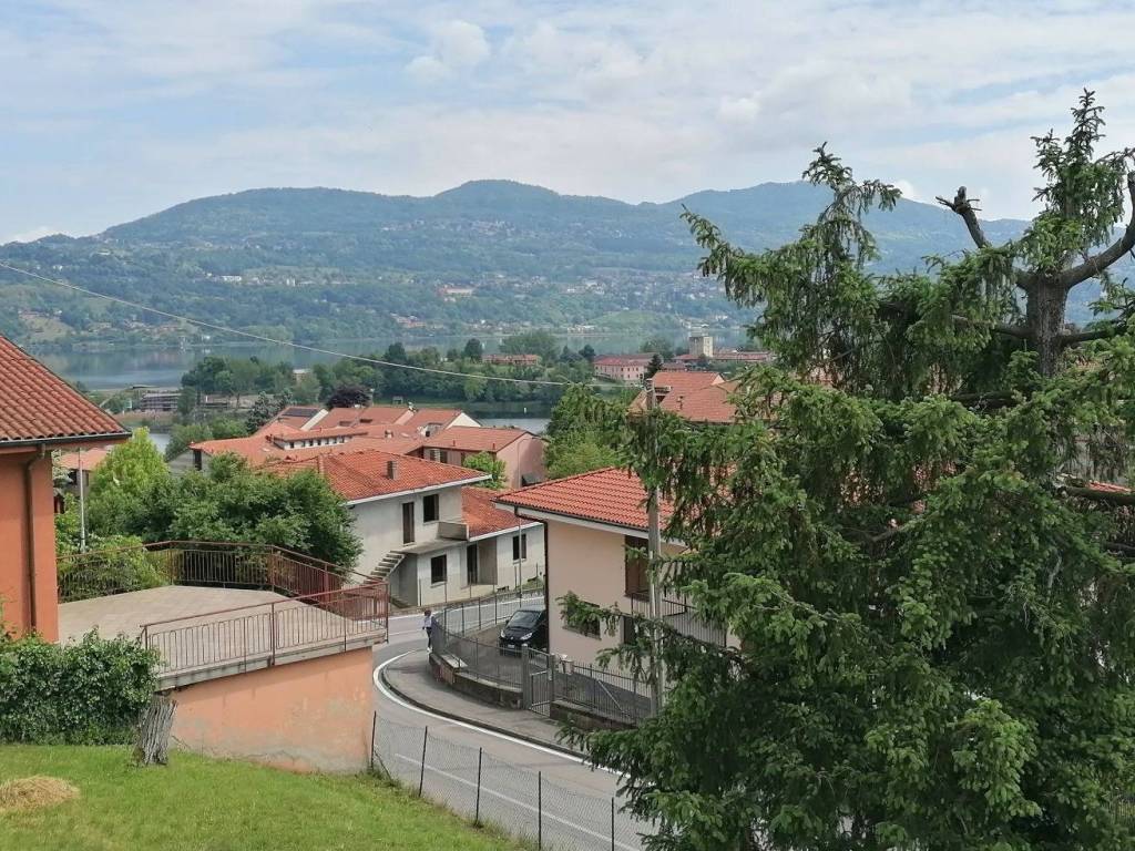 Villa a Civate in Via Belvedere, 8 - Foto 2