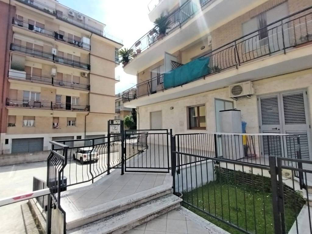 Appartamento a San benedetto del tronto in Via Bertani, 7 - Foto 3