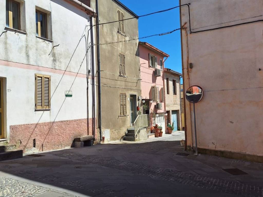 Casa indipendente a Montresta in Via Aspromonte - Foto 2