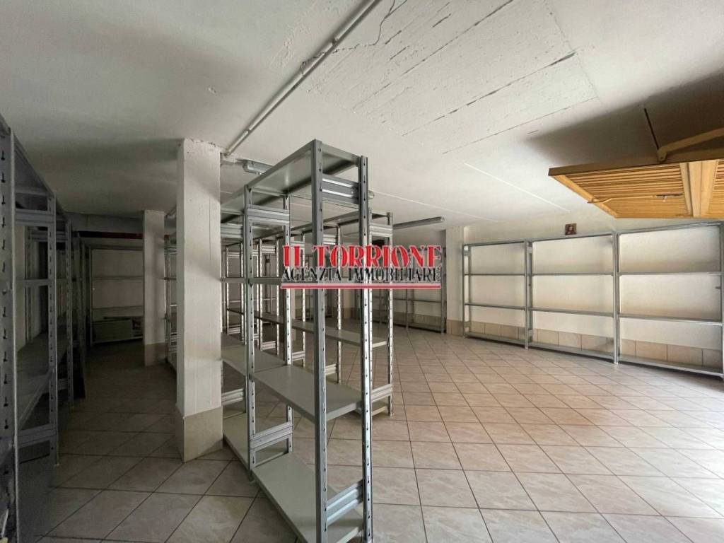 Box / garage a Pescia in Via delle Rose - Foto 3