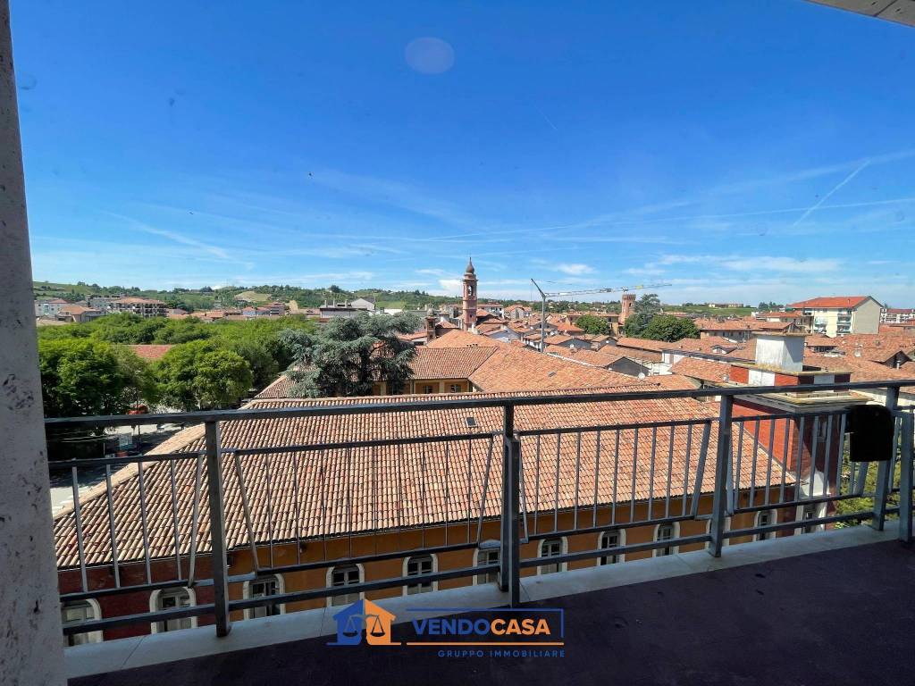 Appartamento a Nizza monferrato in Corso 4 Novembre, 24 - Foto 2