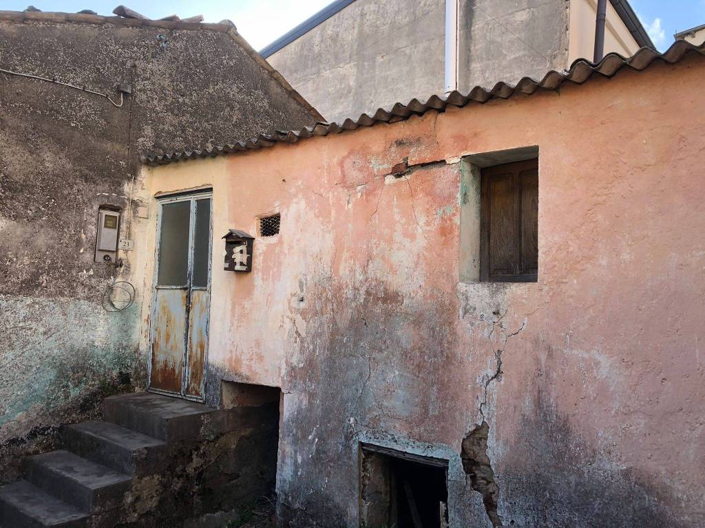 Casa indipendente a Lamezia terme in Via Basilio De Fazio, 25 - Foto 4