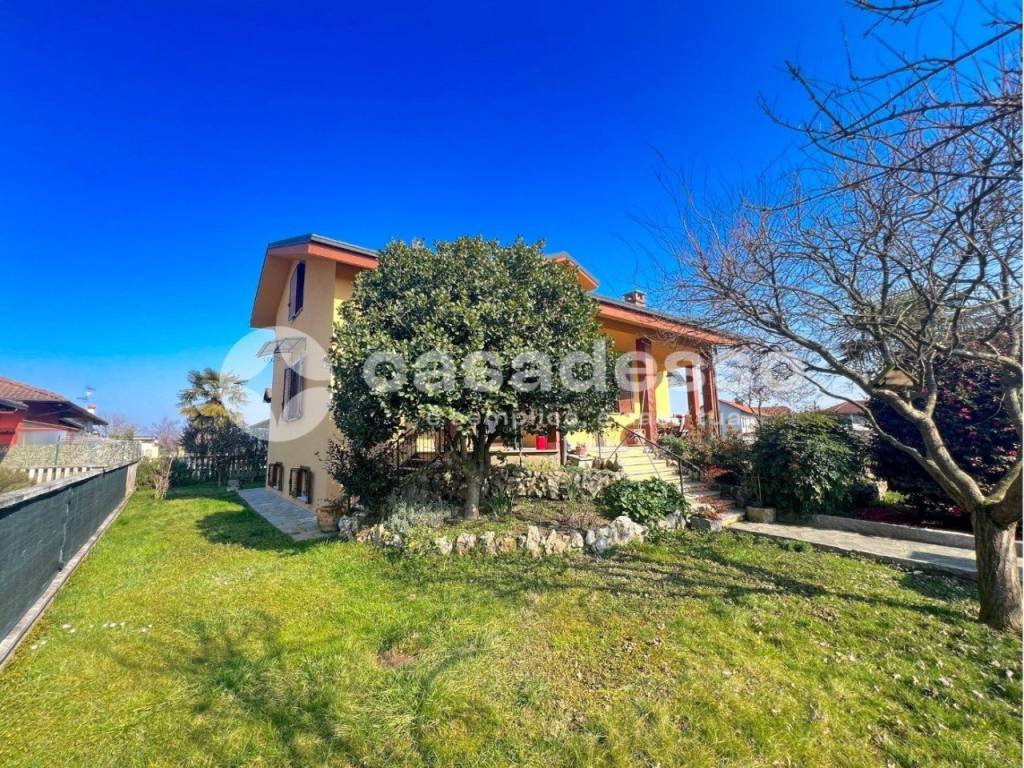 Villa a Crescentino in Via Faldella, 156 - Foto 2