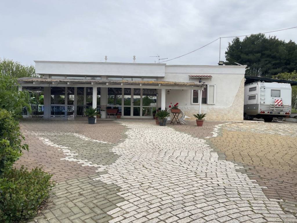 Rustico / casale a Martina franca in Strada Marco Tullio Cicerone - Foto 4