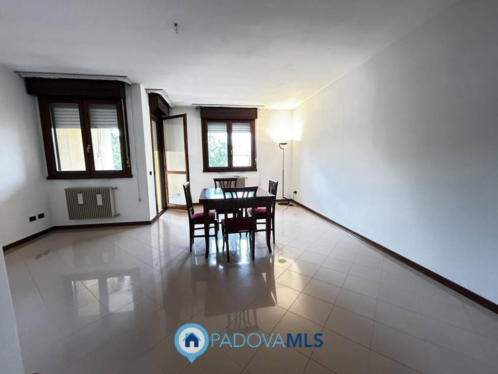 Appartamento a Padova in Via Gino Camurri - Foto 2