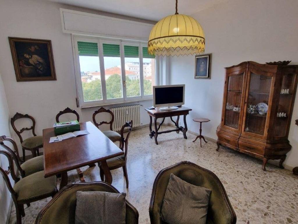 Appartamento a Mantova in Viale Angelo Parilla - Foto 5