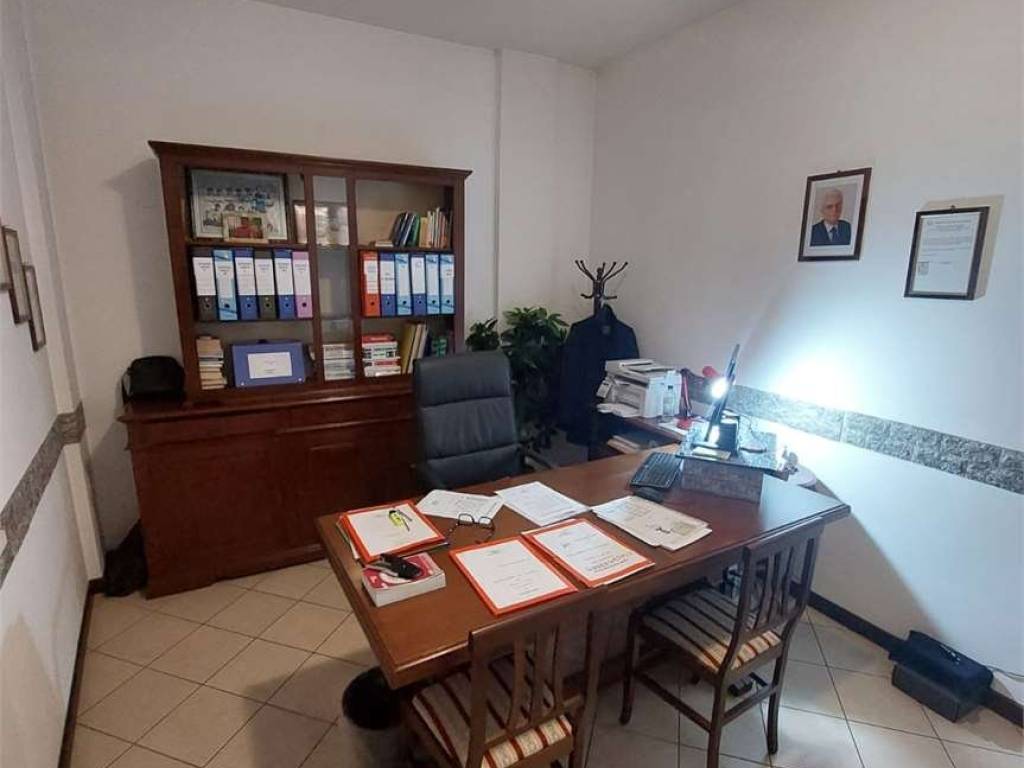 Appartamento a Reggio emilia in Viale Regina Margherita, 30 - Foto 2