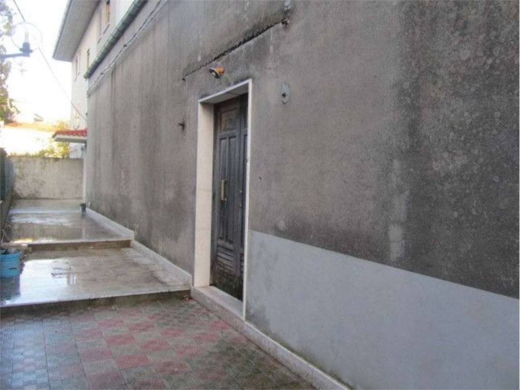 Appartamento a Guglionesi in Cristoforo Colombo, 59 - Foto 2