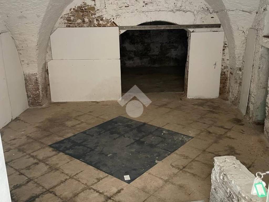 Immobile a Lucera in Locale Comm.le C.so Giuseppe Garibaldi, 134 - Foto 4