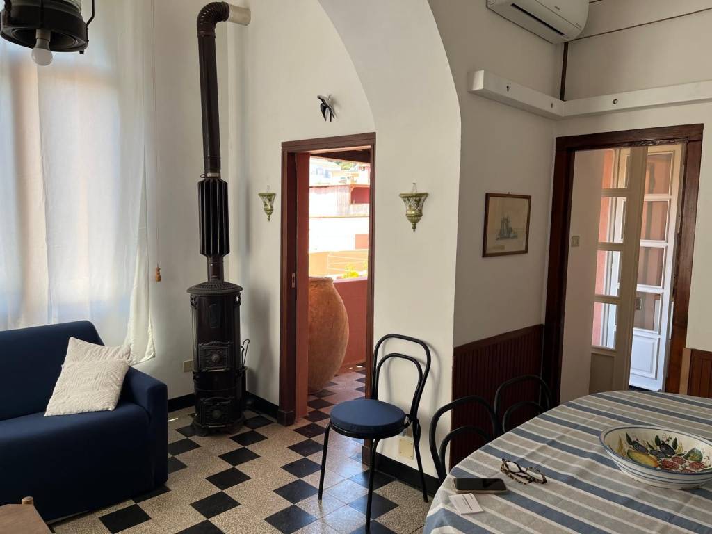Appartamento a Finale ligure in Piazza dei Pescatori - Foto 5