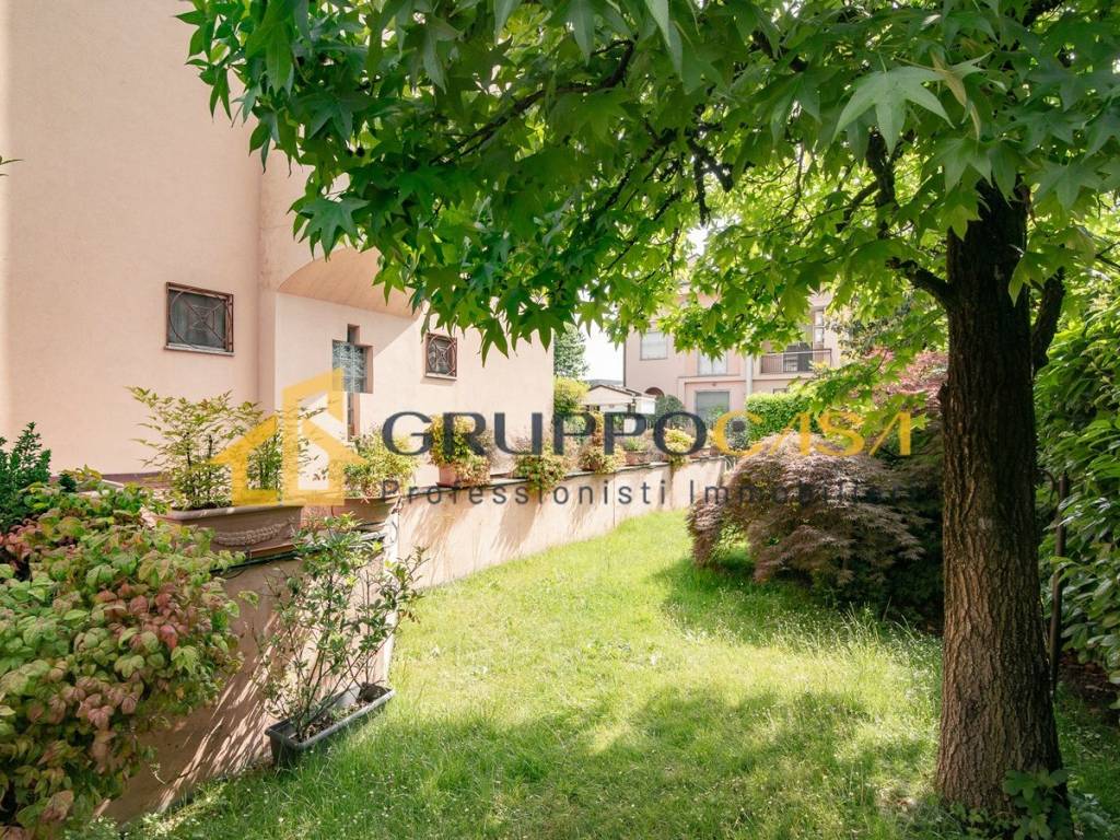 Villa a Brugherio in Via Paolo Andreani - Foto 3