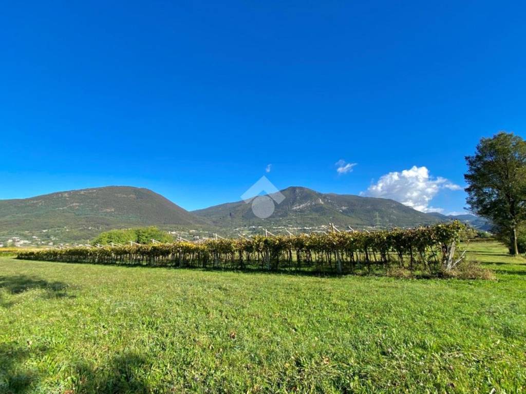 Terreno a Caprino veronese in PIAZZA STRINGA, 13 - Foto 4