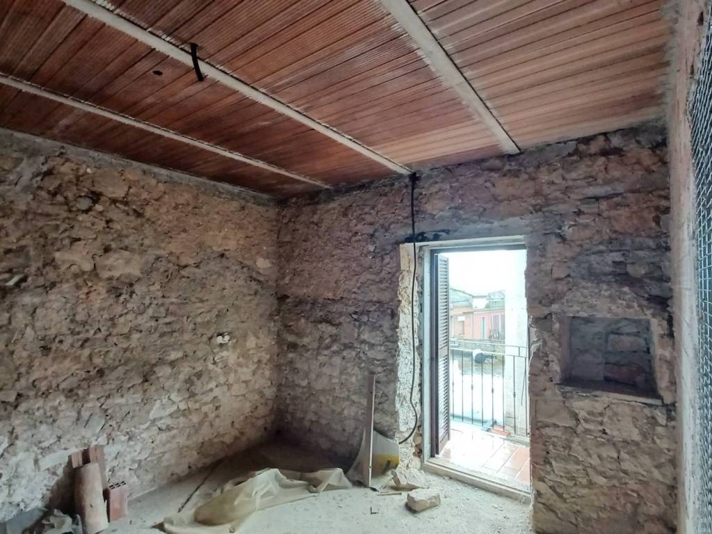 Appartamento a Maenza in Piazza Santa Reparata - Foto 3