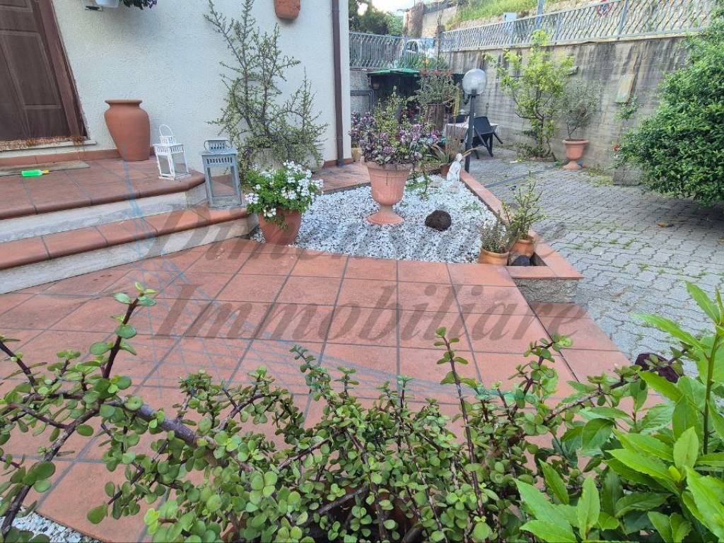 Villetta a schiera a Rosignano marittimo in Via dei Lavoratori - Foto 2