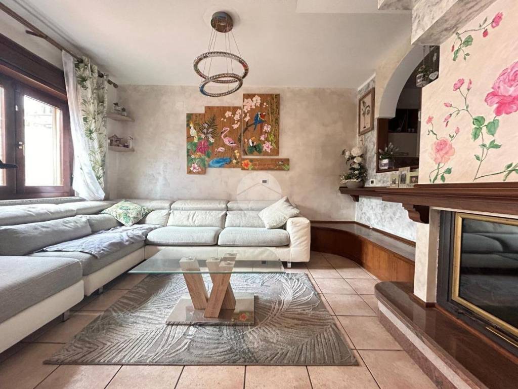 Appartamento a Montalto uffugo in Via Gaetano Salvemini, 9 - Foto 3