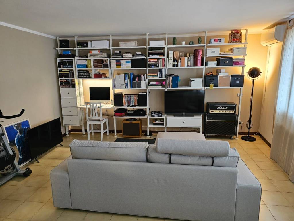 Appartamento a Bassano del grappa in Via R. Volpato, 45 - Foto 4