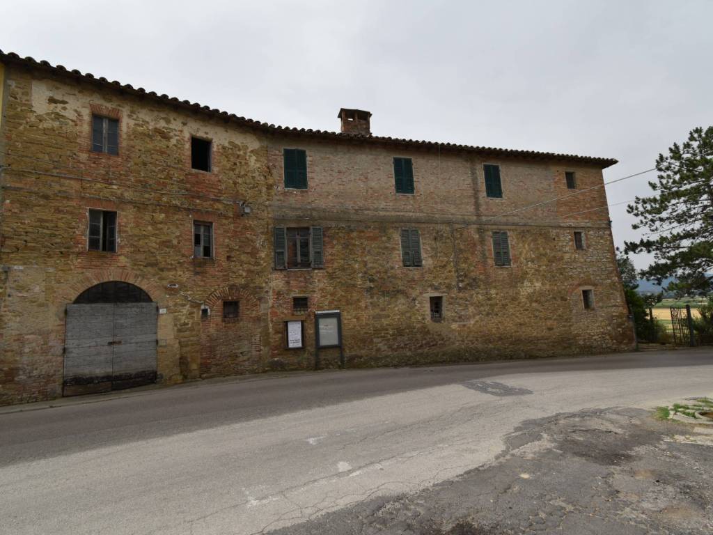 Palazzo / stabile a Perugia in Strada Bagnaia Pilonico Materno, 21 - Foto 3