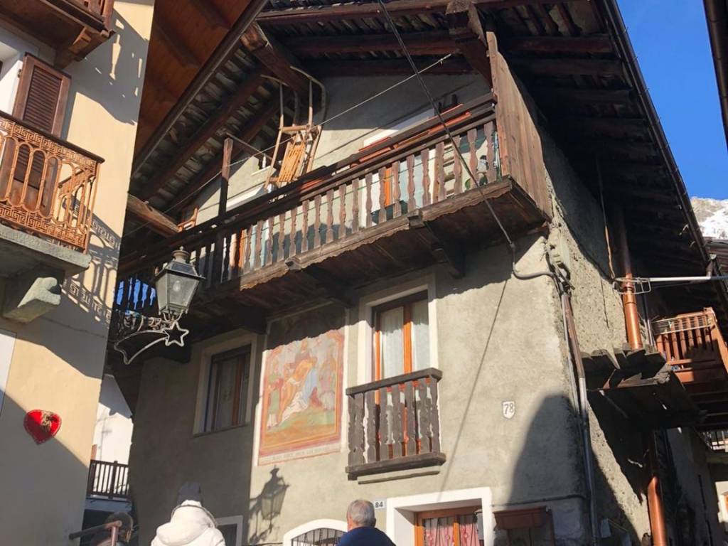 Appartamento a Brusson in Via La Pila, 84 - Foto 3