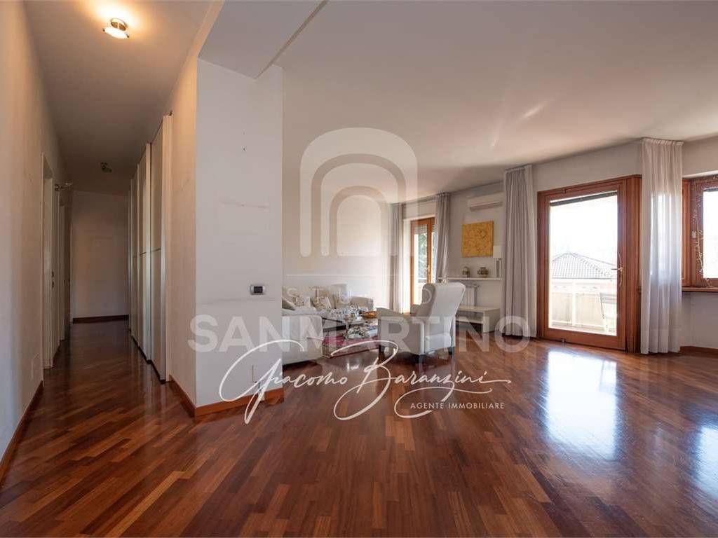 Appartamento a Varese in Via Carlo Carcano, 24 - Foto 2