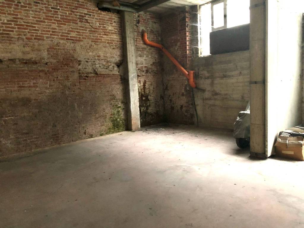 Box / garage a Canale in Via Goito, 4 - Foto 2