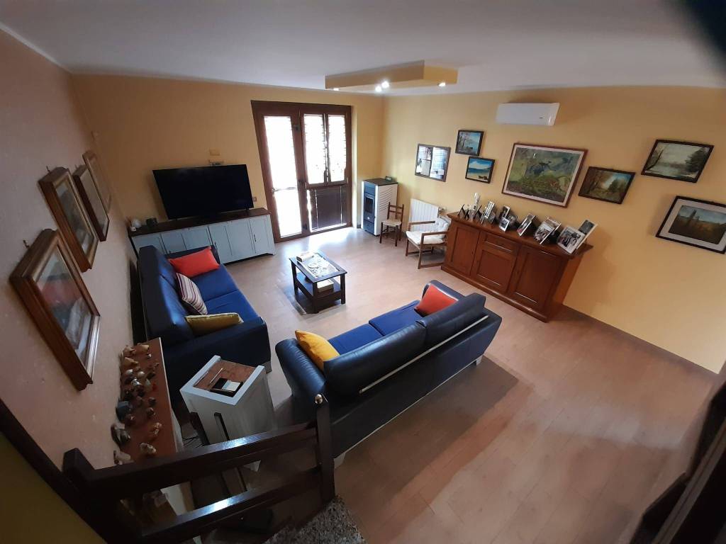 Villa a Casaletto lodigiano in Piazza Martiri per la Libertà, 13 - Foto 5
