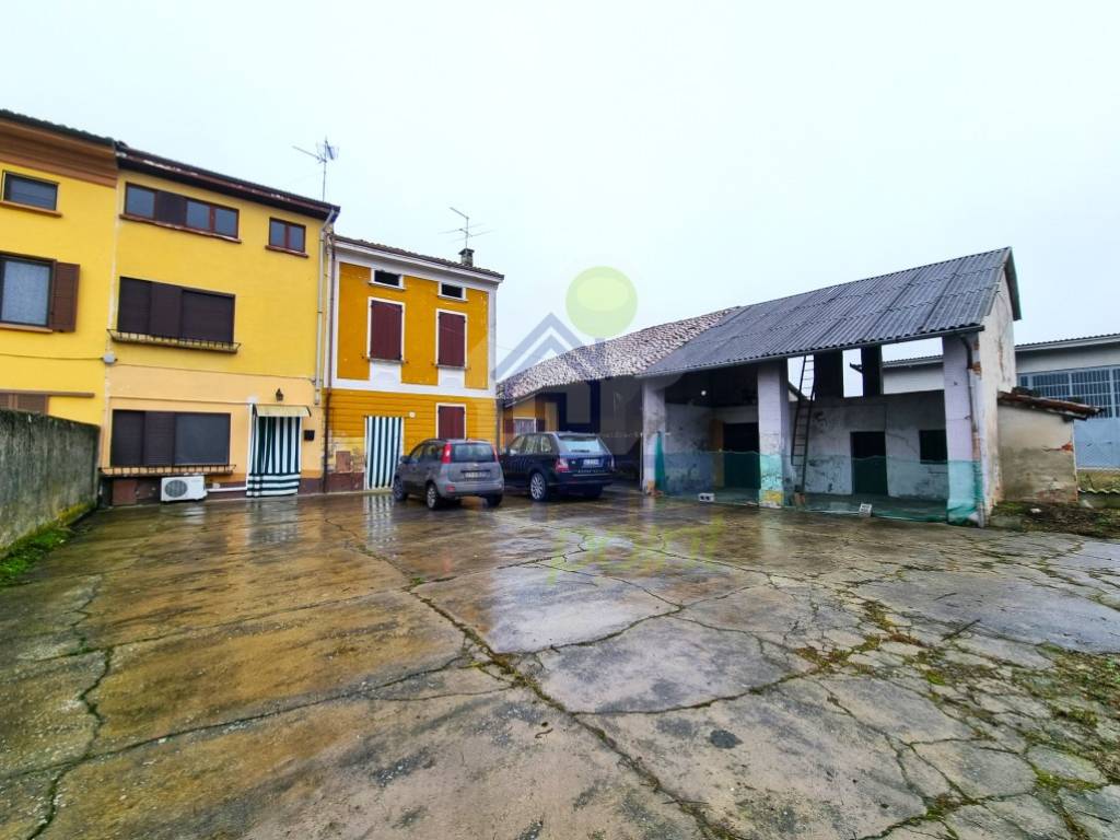 Casa indipendente a Senna lodigiana in frazione guzzafame - Foto 2