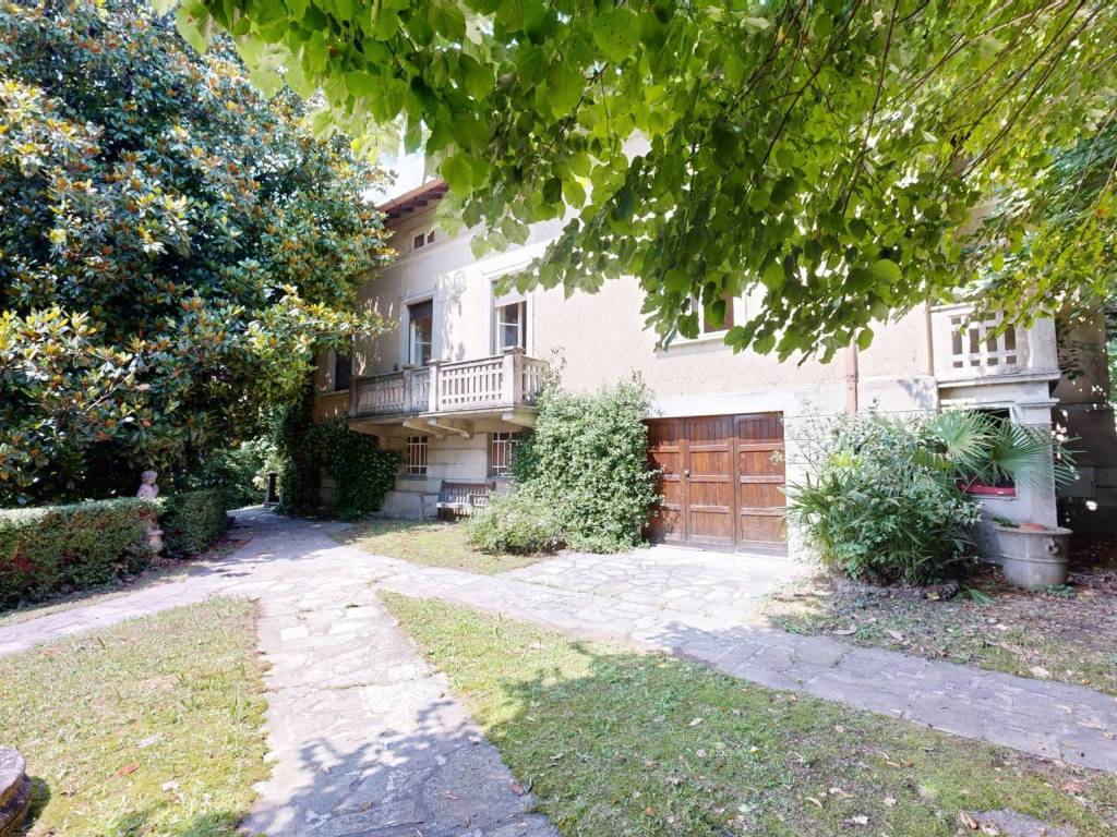 Villa a Arcisate in Via Gorizia - Foto 3