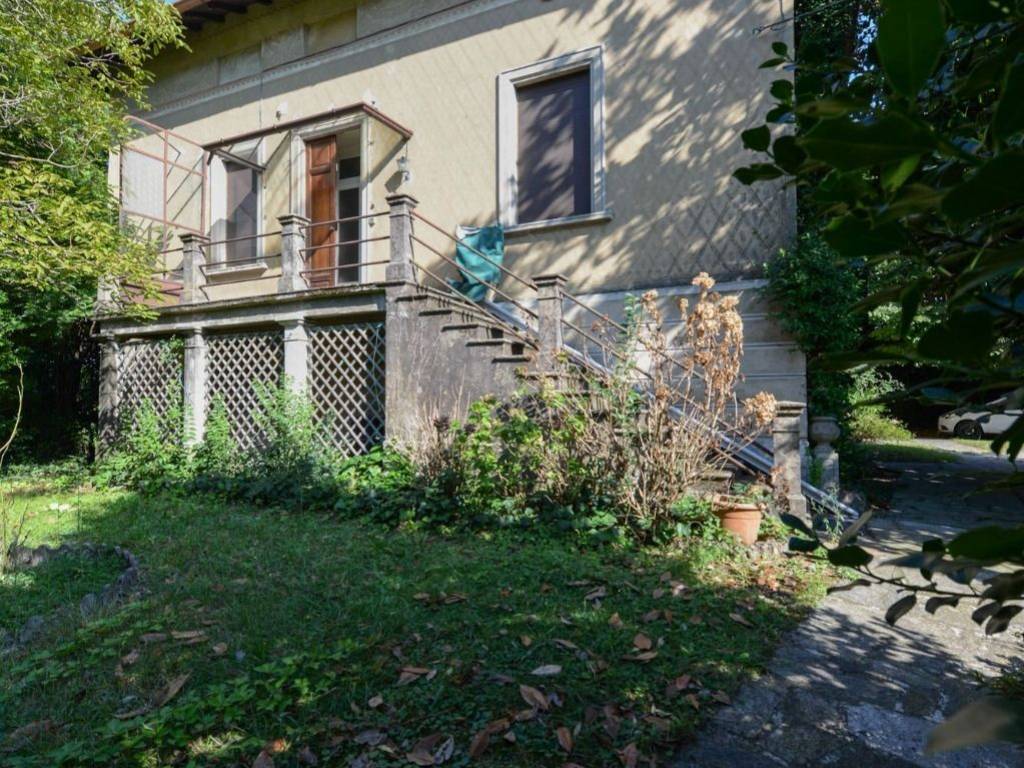 Villa a Arcisate in Via Gorizia - Foto 5