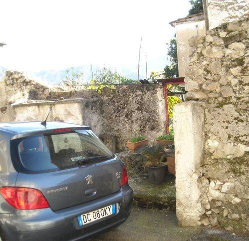 Casa indipendente a Baronissi in Via Gaetano Barrella - Foto 2