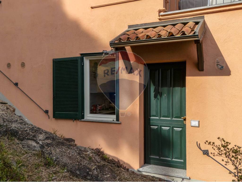 Appartamento a Belgirate in VIA PANORAMA, 9 - Foto 3