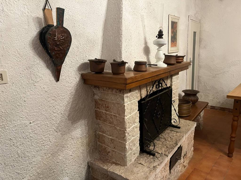 Casa indipendente a Rocca d'arazzo in Via Garibaldi angolo Vicolo dei Fiori - Foto 3