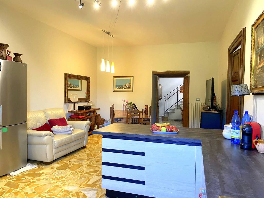 Appartamento a Contigliano in Piazza Vittorio Emanuele, 10 - Foto 3