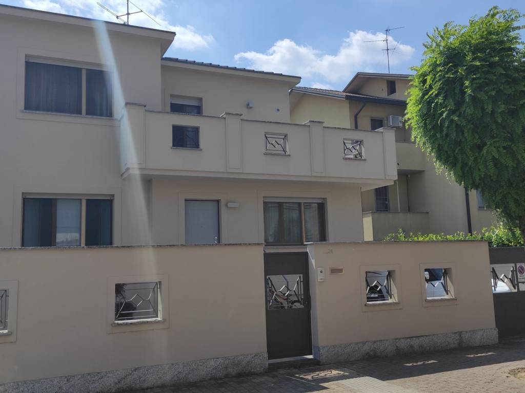 Villa a Sant'angelo lodigiano in Puccini S.N.C. - Foto 3