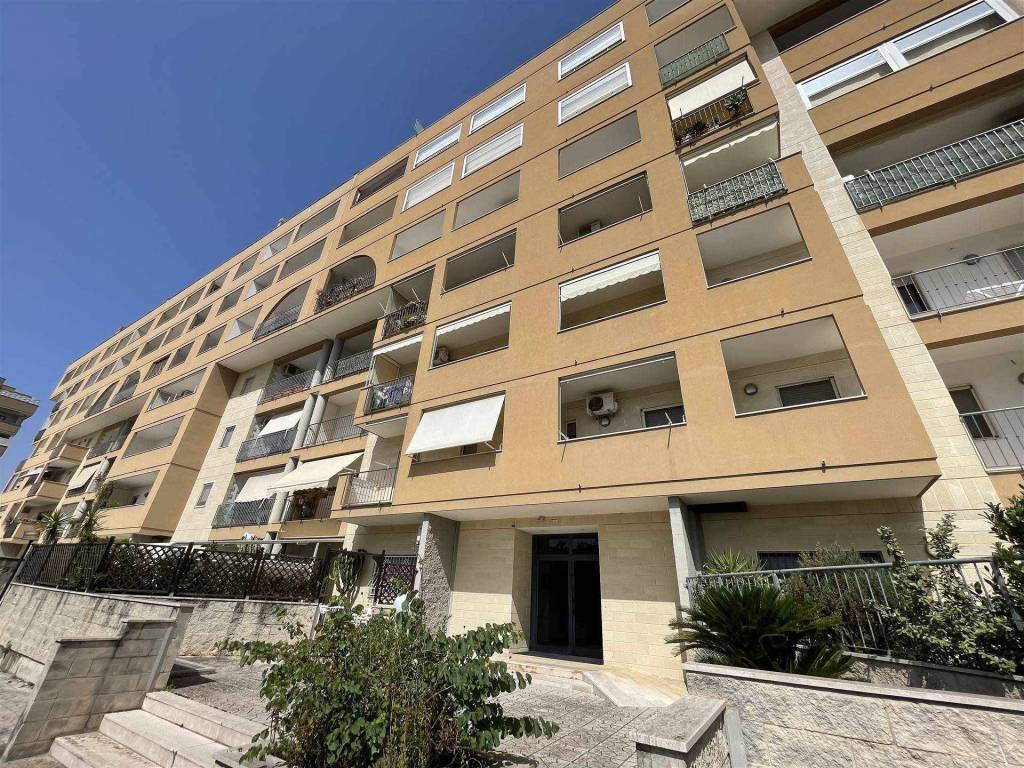 Appartamento a Lecce in Piazzetta Lucio Battisti, 1 - Foto 2