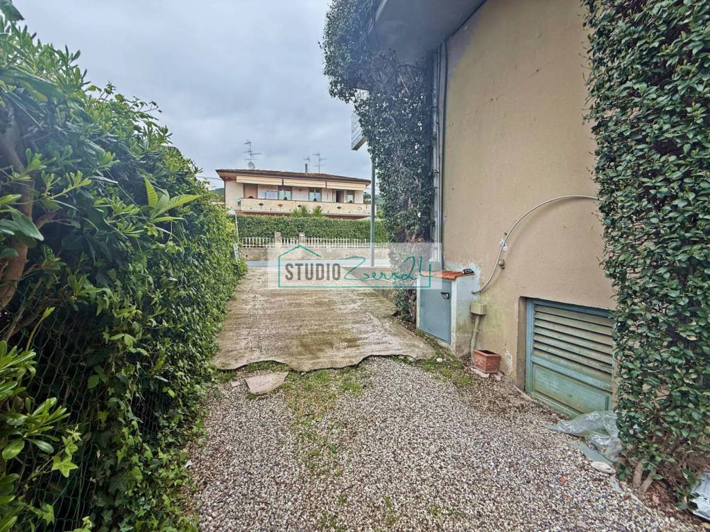 Immobile a Massarosa in Via Sarzanese Sud - Foto 5