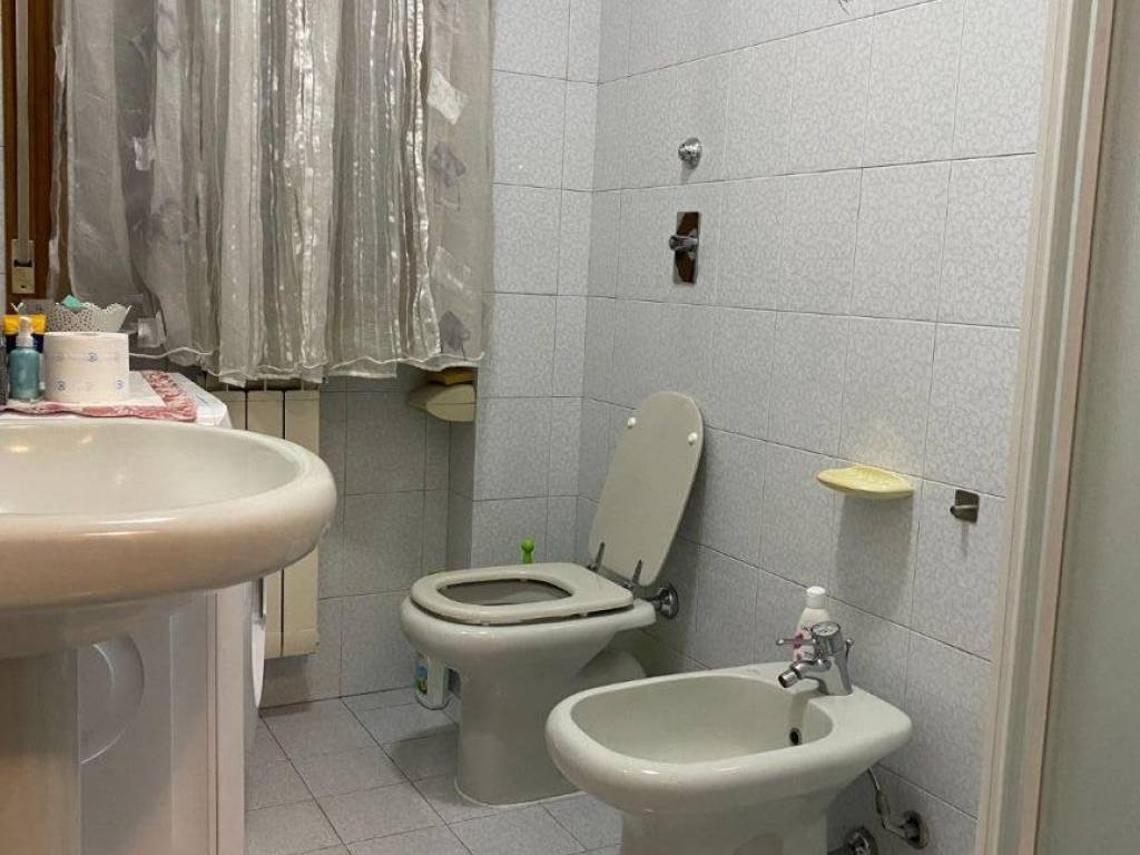 Appartamento a Novara in Via Carlo Tenca - Foto 3