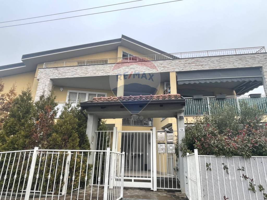 Attico / mansarda a Usmate velate in Via San Luigi, 13 - Foto 4