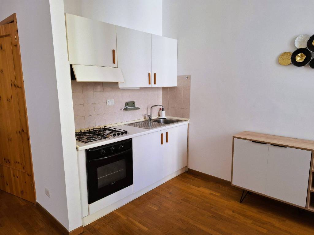 Appartamento a Jesi in Piazza della Repubblica - Foto 5