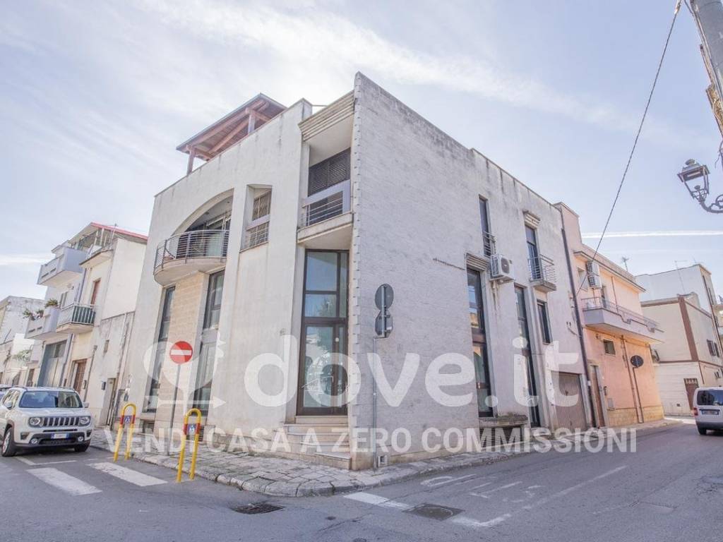 Appartamento a Latiano in Via Giuseppe Garibaldi, 159 - Foto 4