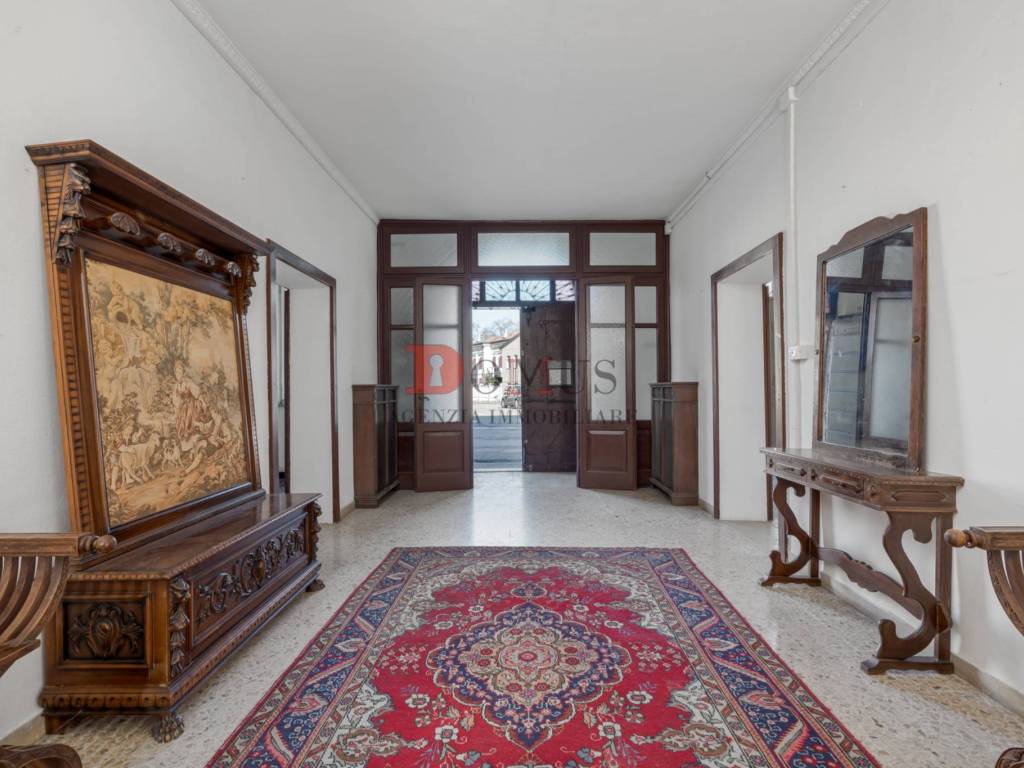 Villa a Ostiglia in Via Lodovico Verrara, 44 - Foto 2