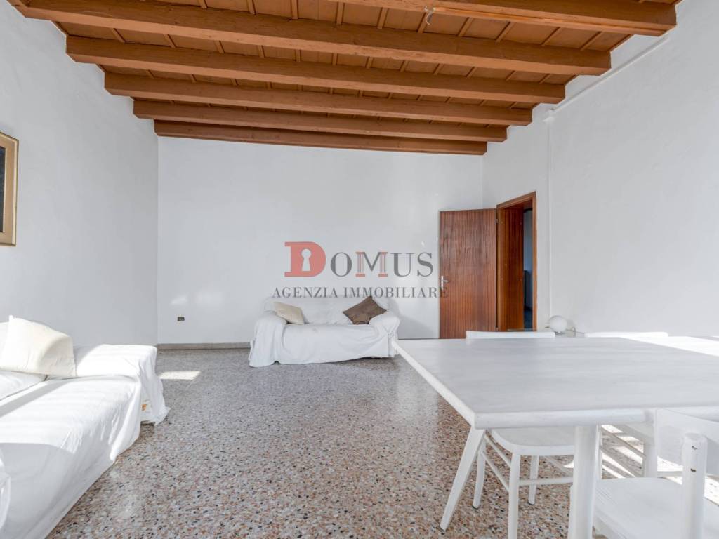 Villa a Ostiglia in Via Lodovico Verrara, 44 - Foto 4