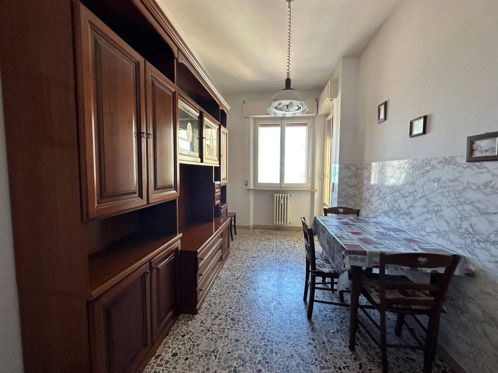 Appartamento a Falconara marittima in Via Nino Bixio, 18 - Foto 2