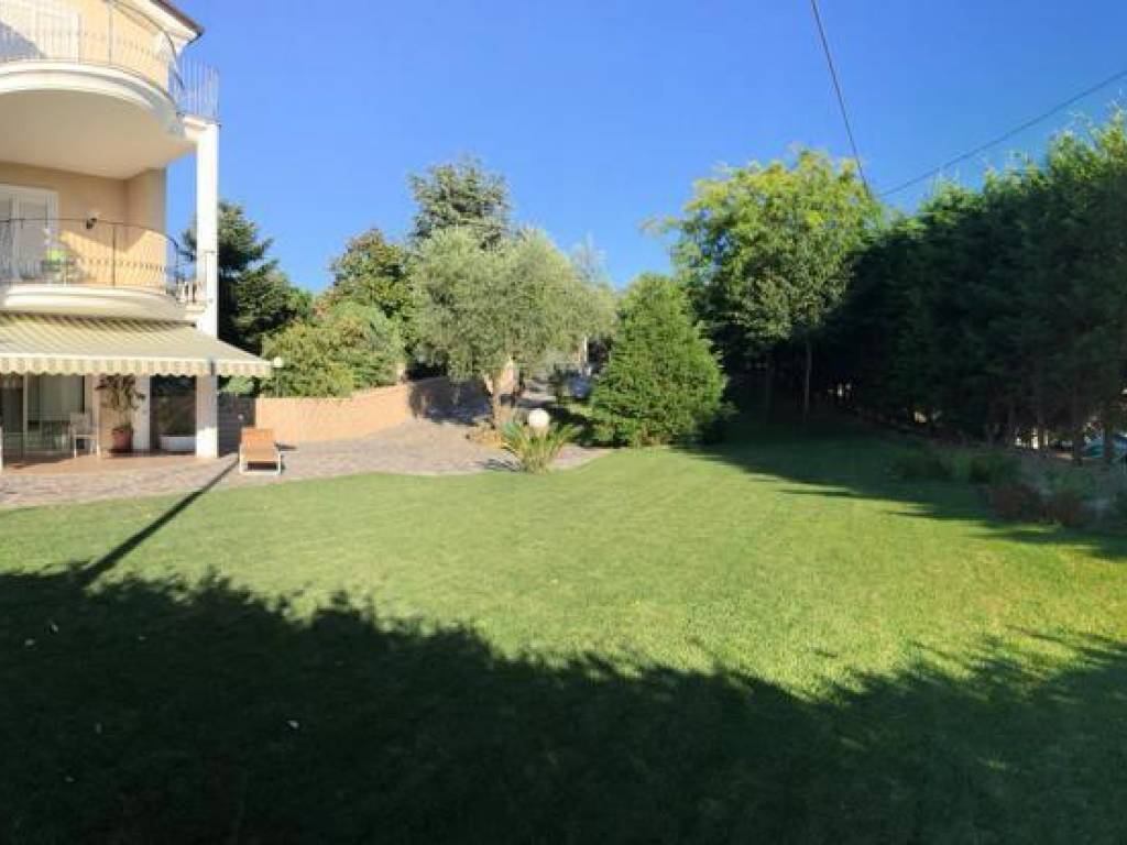 Villa a Giulianova in Via Amendola - Foto 2