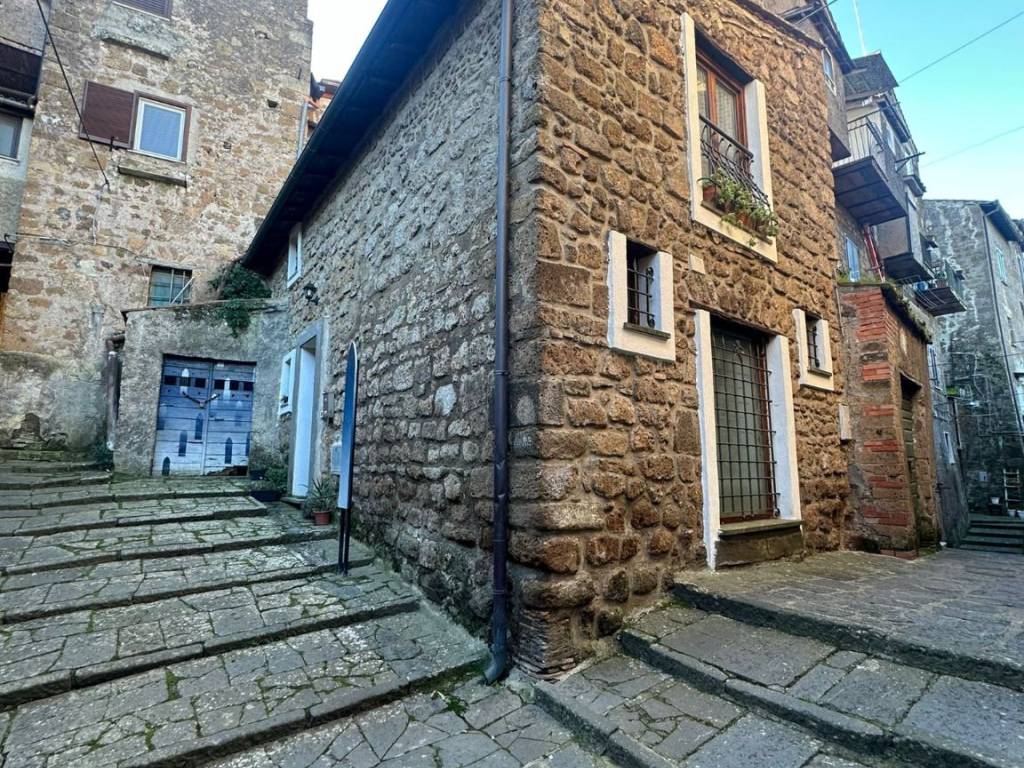 Appartamento a Capranica in Vicolo del Giacinto - Foto 4