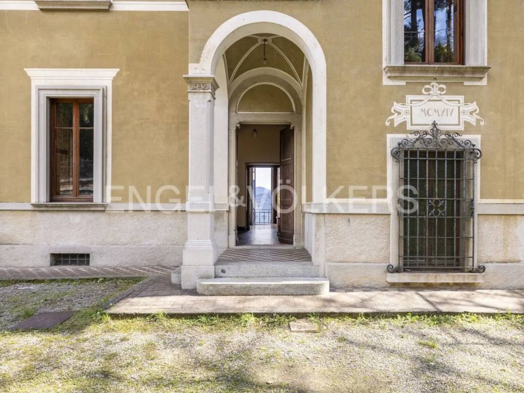 Villa a Oggebbio in Strada Martiri Oggebbiesi, 22 - Foto 3