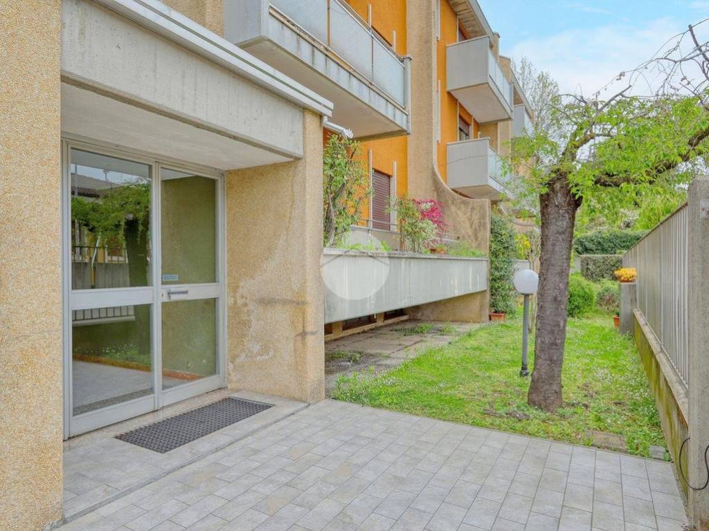 Appartamento a Olgiate olona in Via Ortigara, 7 - Foto 5