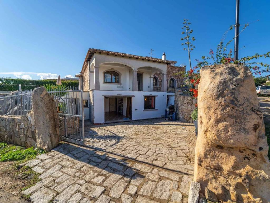 Villa a Olbia in VIA GIGLIO 13 - Foto 3