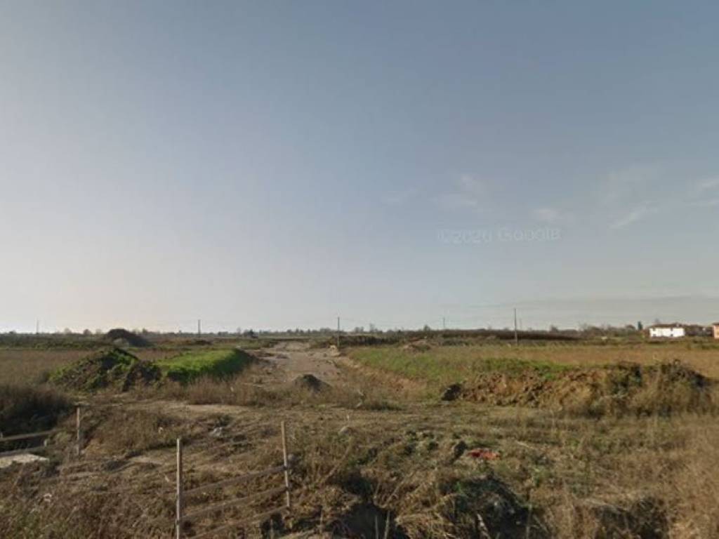 Terreno a Curtatone in Via Eugenio Dugoni, 24 - Foto 3